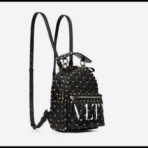 Valentino Garavani  mini backpack 🎒